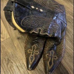 CORRAL BROWN LEATHER DISTRESSED CRUCIFIX MENS COWBOY BOOTS. Size 13US